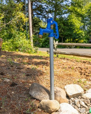 2077 Granger Way, Lummi Island, WA 98262