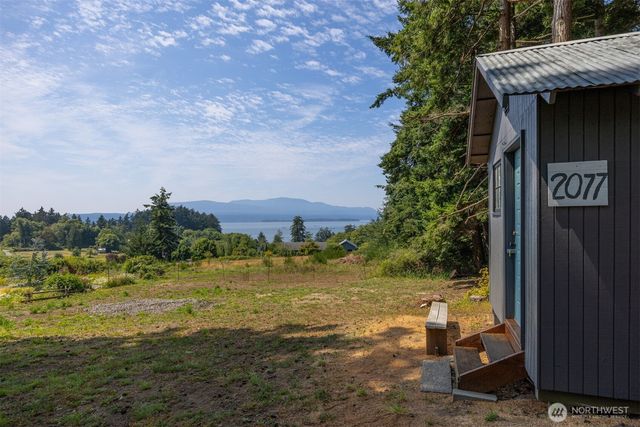 2077 Granger Way, Lummi Island, WA 98262