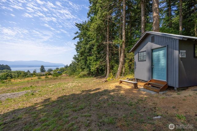2077 Granger Way, Lummi Island, WA 98262