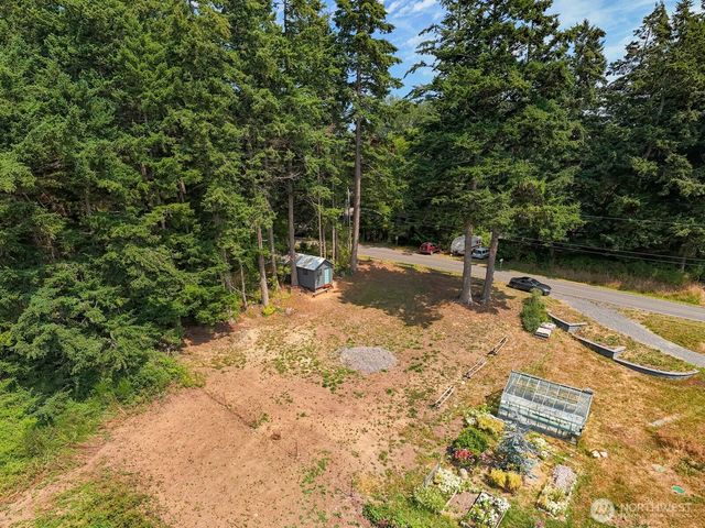 2077 Granger Way, Lummi Island, WA 98262