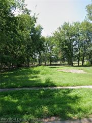 1625 N 8th Street, Fort Smith, AR 72901