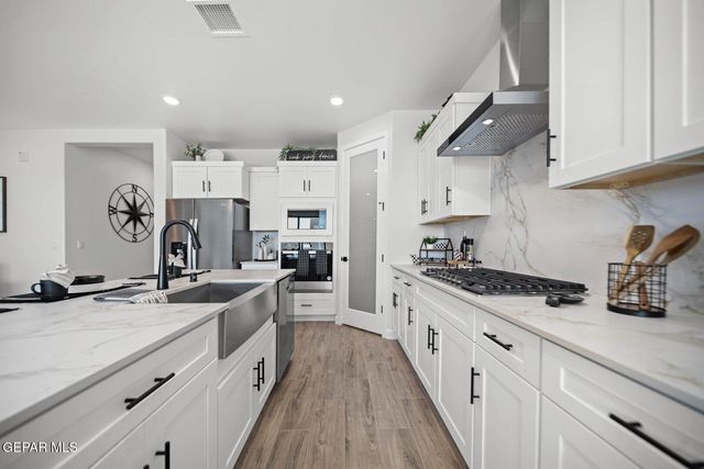 13964 Summer Valley Avenue, El Paso, TX 79928