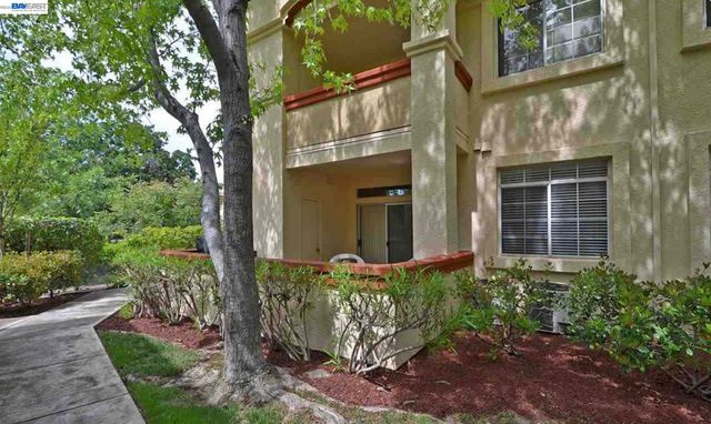 6978 Dublin Meadows St B, Dublin, CA 94568