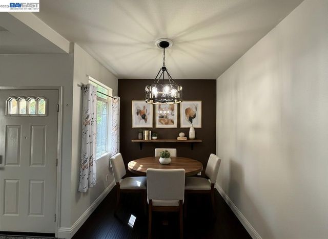 6978 Dublin Meadows St B, Dublin, CA 94568