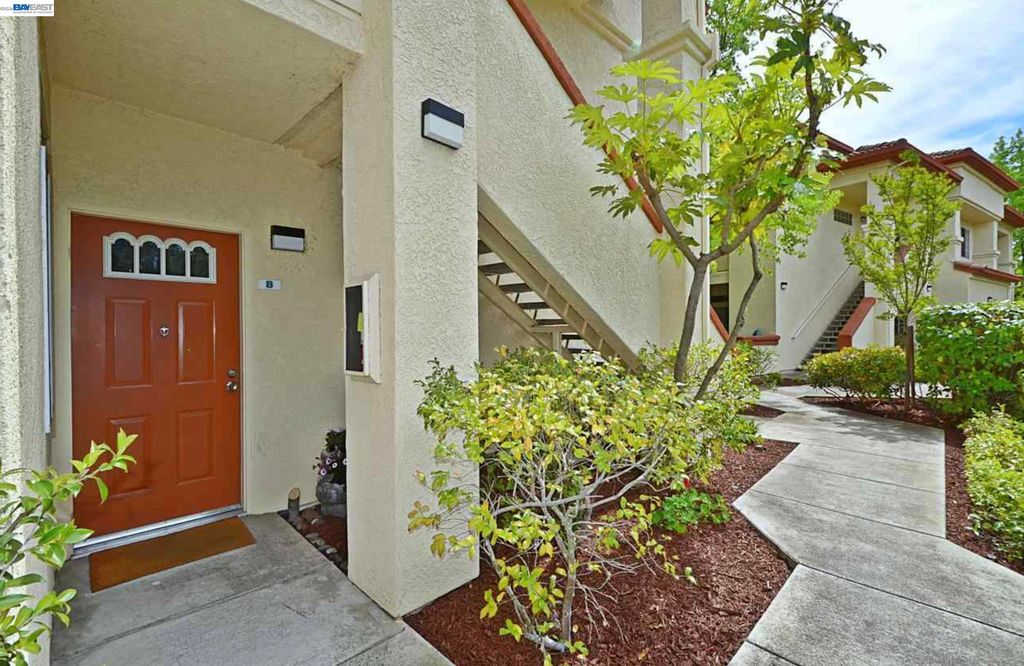6978 Dublin Meadows St B, Dublin, CA 94568