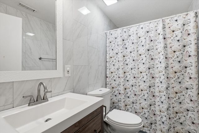 81 Colonel Bell Dr 9, Brockton, MA 02301