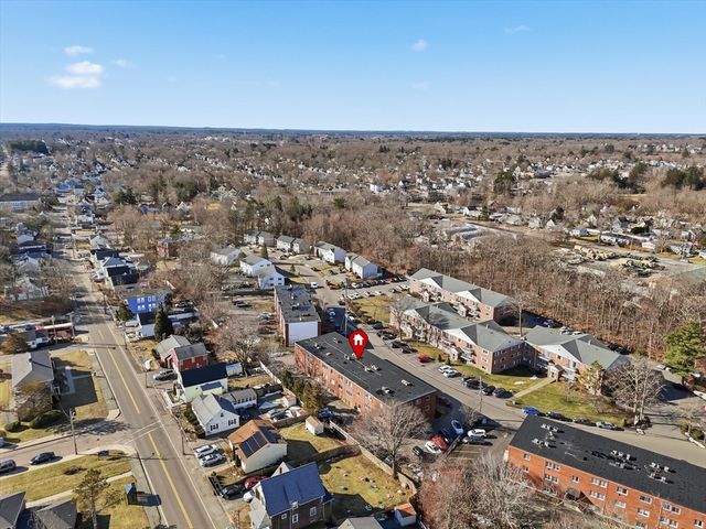 81 Colonel Bell Dr 9, Brockton, MA 02301