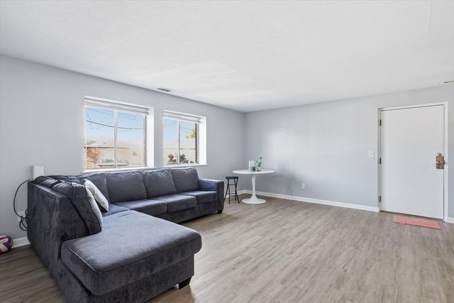 81 Colonel Bell Dr 9, Brockton, MA 02301