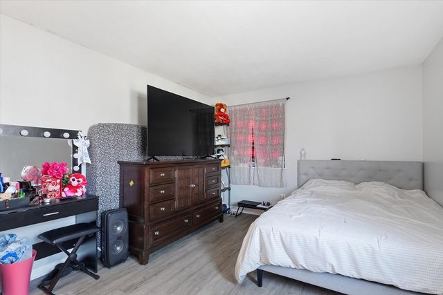 81 Colonel Bell Dr 9, Brockton, MA 02301