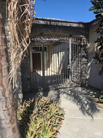 5208 Barley Harvest Avenue, Bakersfield, CA 93314