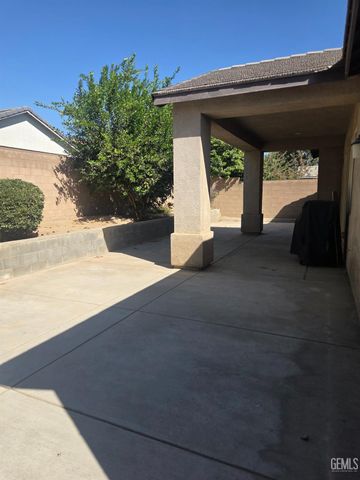 5208 Barley Harvest Avenue, Bakersfield, CA 93314