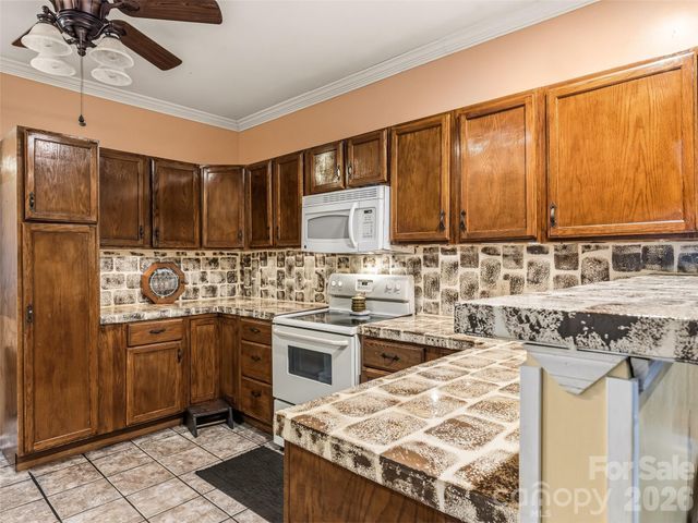 29 Panther Ridge Road, Brevard, NC 28712