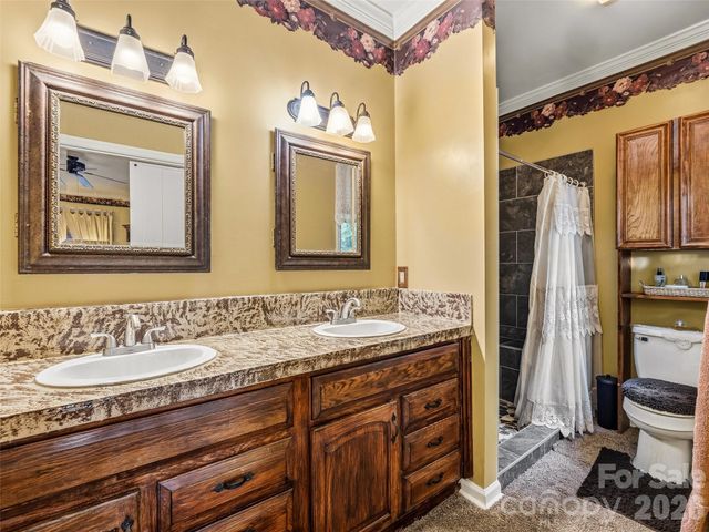 29 Panther Ridge Road, Brevard, NC 28712