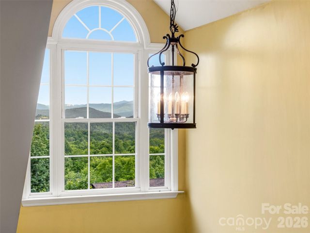 29 Panther Ridge Road, Brevard, NC 28712