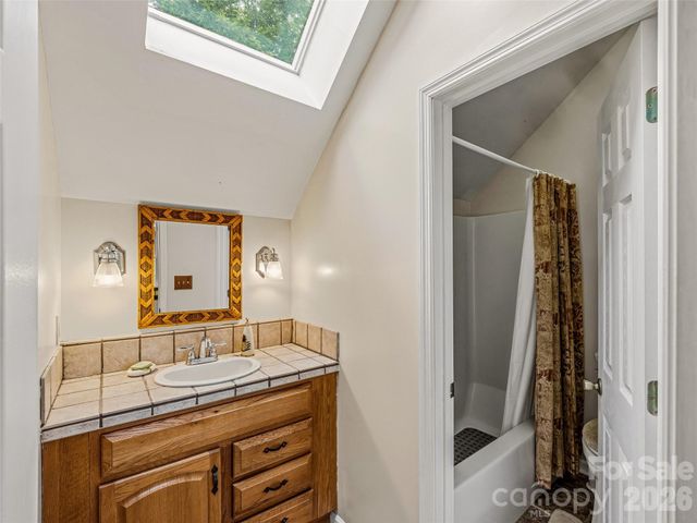 29 Panther Ridge Road, Brevard, NC 28712