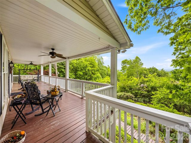29 Panther Ridge Road, Brevard, NC 28712