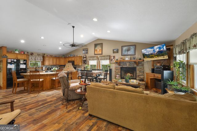 77 Chosen Ridge, Morganton, GA 30560