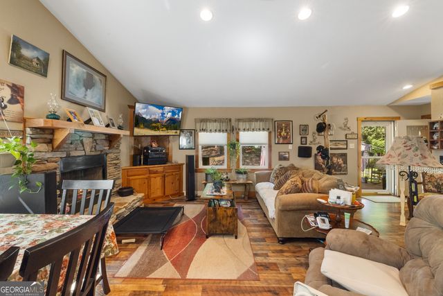 77 Chosen Ridge, Morganton, GA 30560