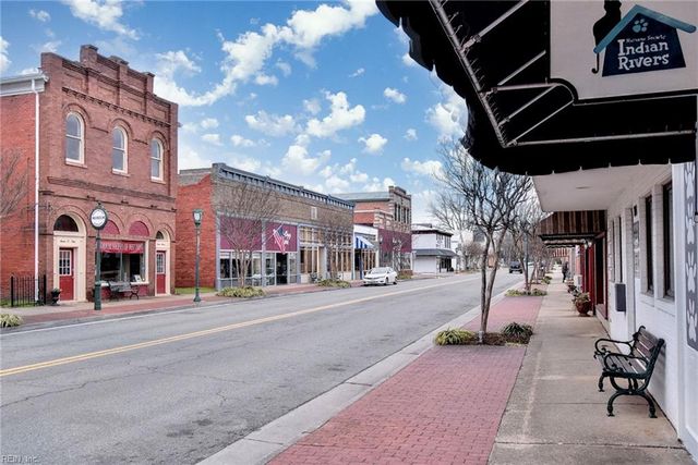 3557 Odi ST, West Point, VA 23181