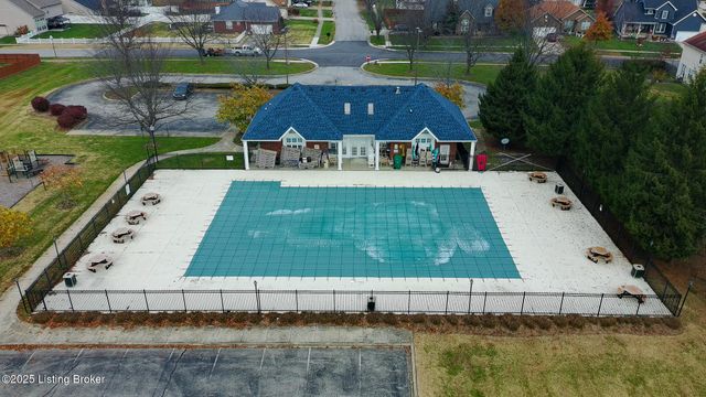 10518 Clayton Allen Blvd, Louisville, KY 40229