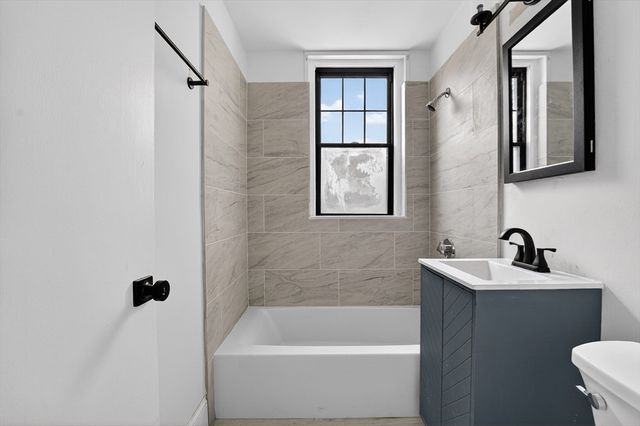 370 Chestnut Hill 3, Boston, MA 02135