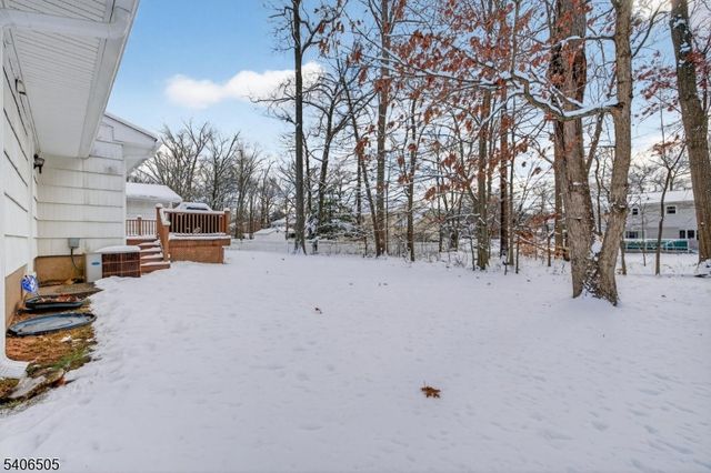 7 Madeleine Pl, Parsippany-troy Hills Twp., NJ 07054