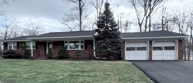 7 Madeleine Pl, Parsippany-troy Hills Twp., NJ 07054