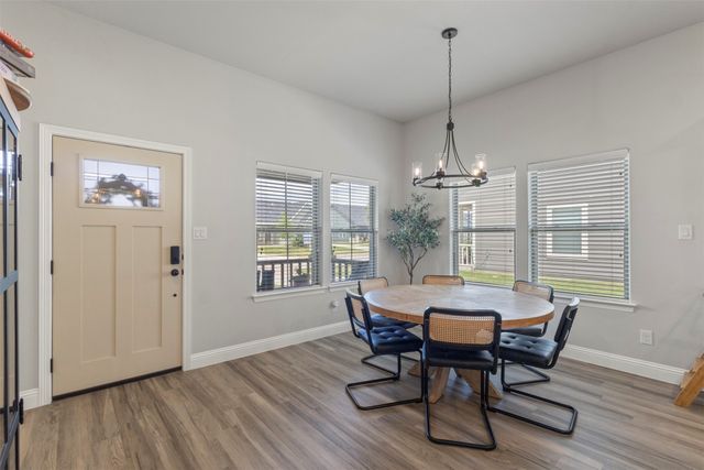 616 Charlotte Lane, Burleson, TX 76028