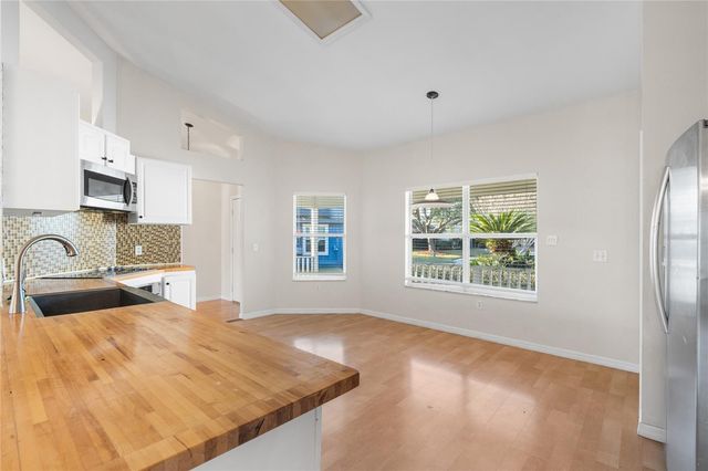 1204 NW 89TH TERRACE,, Gainesville, FL 32606