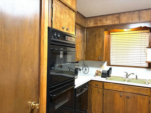 1807 E Reppto Street, Brownfield, TX 79316