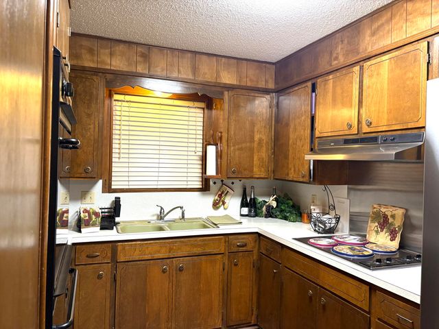 1807 E Reppto Street, Brownfield, TX 79316