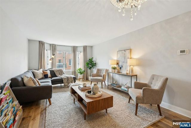 403 Hancock Court M403, Edgewater, NJ 07020