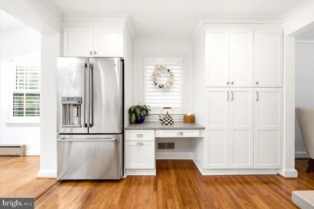 4214 MATTHEWS LN, Kensington, MD 20895