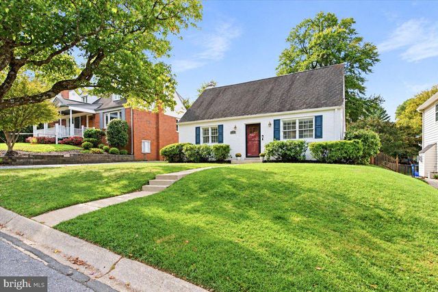 4214 MATTHEWS LN, Kensington, MD 20895