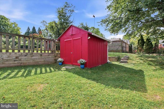 4214 MATTHEWS LN, Kensington, MD 20895