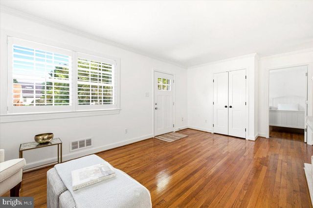 4214 MATTHEWS LN, Kensington, MD 20895