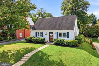 4214 MATTHEWS LN, Kensington, MD 20895
