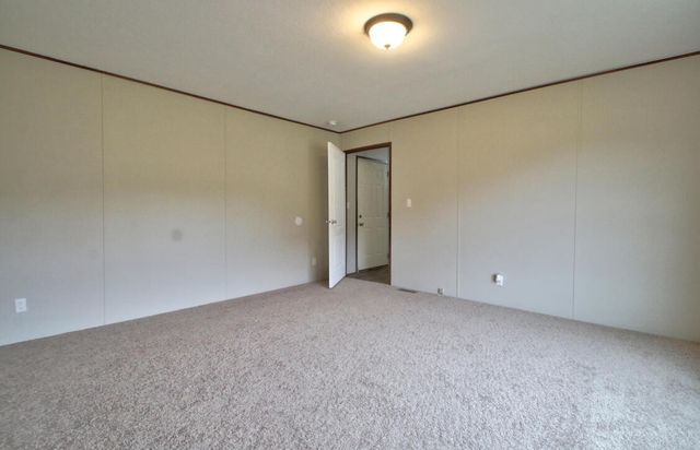 2786 HWY 2027, Campton, KY 41301