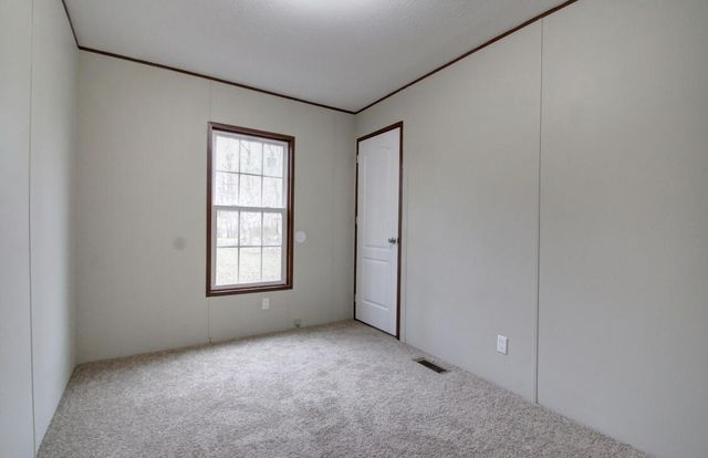 2786 HWY 2027, Campton, KY 41301