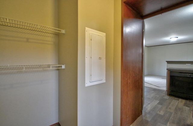 2786 HWY 2027, Campton, KY 41301