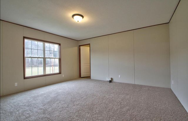 2786 HWY 2027, Campton, KY 41301