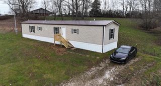 2786 HWY 2027, Campton, KY 41301