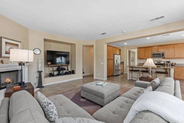2990 Burnet Drive, Escondido, CA 92027