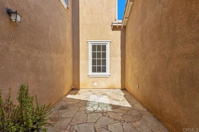 2990 Burnet Drive, Escondido, CA 92027