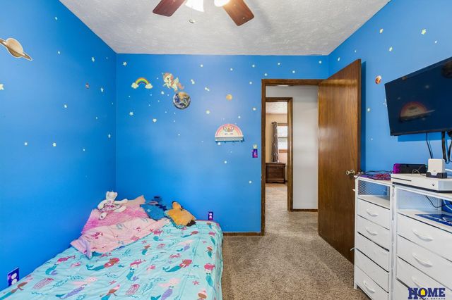 304 Flint Circle, Papillion, NE 68046