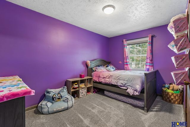 304 Flint Circle, Papillion, NE 68046