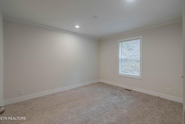 504 Yarnell Ave, Knoxville, TN 37920