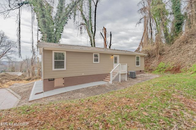 504 Yarnell Ave, Knoxville, TN 37920