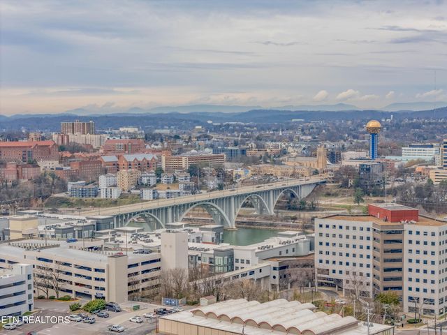 504 Yarnell Ave, Knoxville, TN 37920