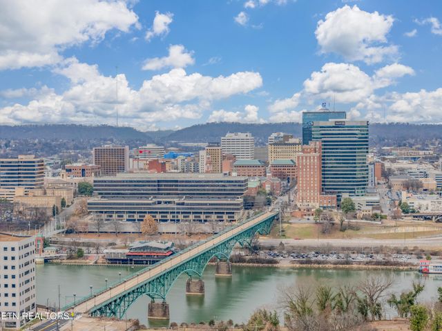 504 Yarnell Ave, Knoxville, TN 37920